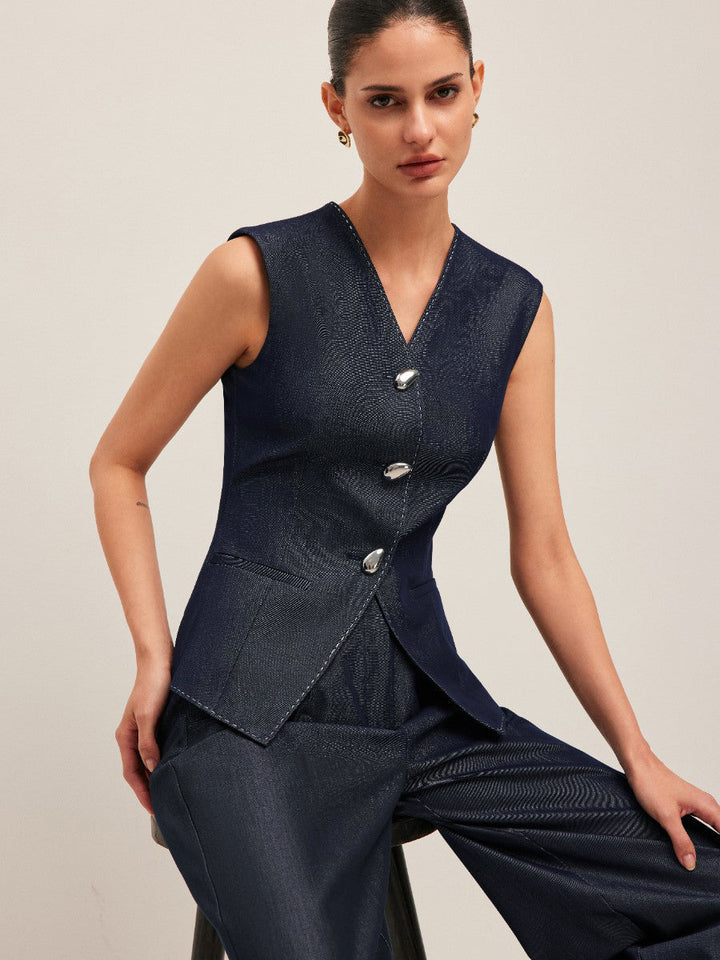 Jimena | Chaleco de mujer con estilo y costuras en contraste - Elegante diseño con volantes