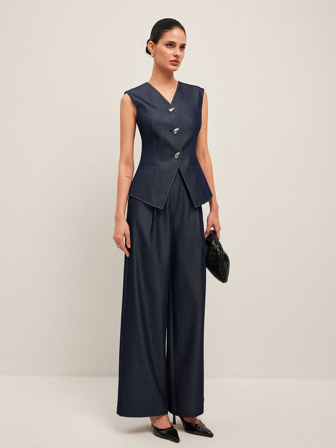 Jimena | Chaleco de mujer con estilo y costuras en contraste - Elegante diseño con volantes